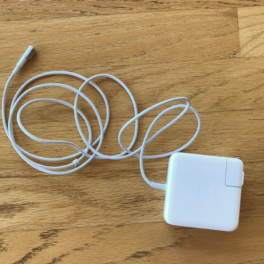 60W MagSafe power adopter A1344